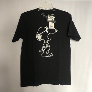 Uniqlo x Kaws x Peanuts Snoopy Black Tshirt